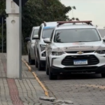 [VÍDEO] Susto: trio invade escola em Balneário Piçarras para agredir aluno