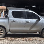 Mais uma: ladrões furtam Toyota Hilux no Centro de Balneário Piçarras