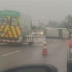 [VÍDEO] Capotamento trancou tráfego da BR-101 no fim da tarde deste domingo