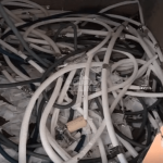 [VÍDEO] De novo: ladrões furtam cobre de condicionadores de ar em obra durante a madrugada