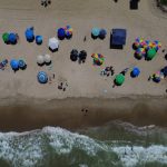 Balneário Piçarras regulamenta atividades de ambulantes e prestadores de serviços para a temporada de verão 2026/2027