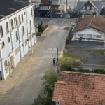 [VÍDEO] Ladrões de alumínio “depenam” residência aos poucos, alertam vizinhos